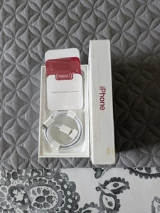 BOITE VIDE pour Apple iPhone SE (2ème Génération 2020) 64Go, Produit Rouge, PAS DE TELEPHONE - Photo 1 sur 4