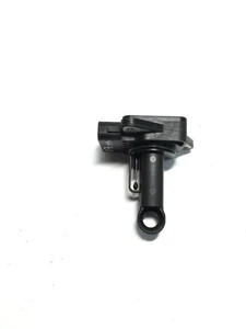 Suzuki Grand Vitara II 2008 Petrol MAF mass air flow meter sensor 1974002230 - Picture 1 of 6
