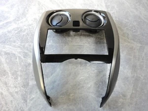 NISSAN NOTE E12 Genuine Center audio panel Vents Air Duct 68260-3VA3A - Picture 1 of 16