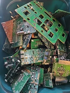 Placa madre de computadora Scrap Tech de 34+ libras para recuperación de metal dorado - Imagen 1 de 3