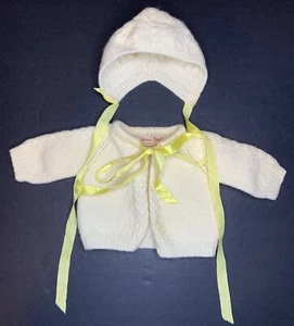 Vintage 1960s Infant Cardigan & Bonnet Set Hand Knit Cream & Yellow Layette 0-3 - Picture 1 of 8
