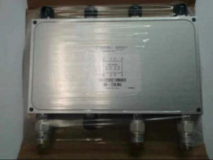 Combinador híbrido Corning HX-SCU-4X4 HX solución host neutro 4 x 4 698-2700 MHz - Imagen 1 de 2