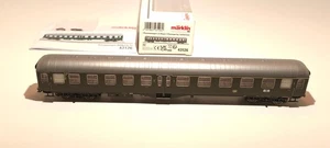 Märklin H0 43126 Personenwagen 1./2.Kl der DB (P330) - Bild 1 von 5