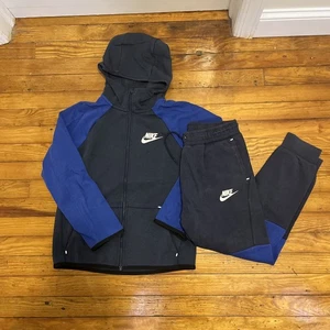 Nike Boys Youth Kids Outfit Set Pants & Zip-up Hoodie Size Large Athletic - Picture 1 of 2