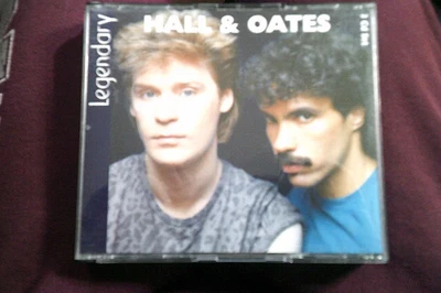 Hall & Oates - Legendary (50 tracks, 3-CD Set) Australian Import BMG perfect Foto 1 de 2