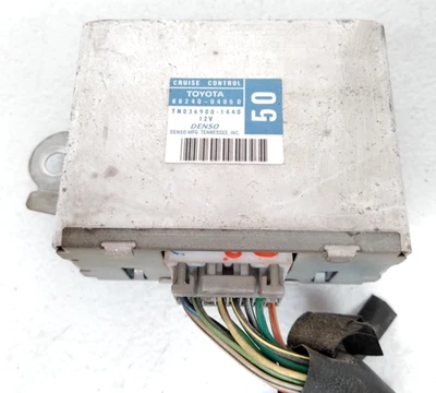 Módulo de relé de control de crucero Tacoma 88240-04050 Toyota 2000-2004 OEM U50 Foto 1 de 4