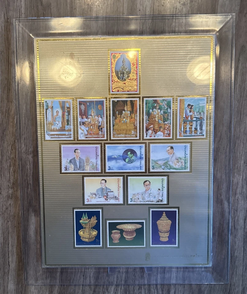 14 estampillas vintage enmarcadas de Tailandia de los años 90’s de Tailandia estampillas vintage Foto 1 de 4