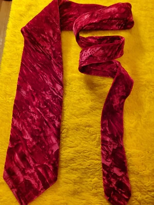 Towncraft funky mod vintage de los años 70 ~ terciopelo de terciopelo ~ discoteca ~ corbata para hombre ~ rojo ~ 56" Foto 1 de 4