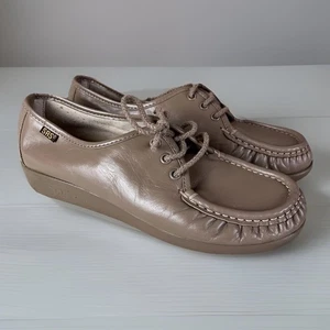 Vintage SAS Women’s 7.5M Comfort Shoes Lace Up Loafer Mocha Beige Made in USA - Picture 1 of 13