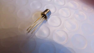 U441 Siliconix DUAL N-KANAL JFET Transistor TO-71 Gold Kabel (1 Stück) VERSAND USA - Bild 1 von 8