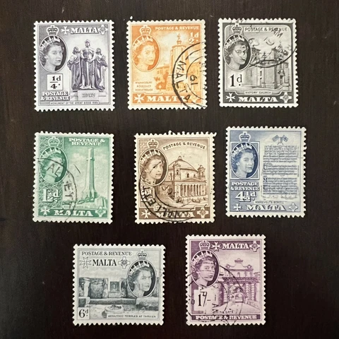 MALTA LOT OF 8 DIFFERENT WILDING STAMPS SHORT SET 1/- QUEEN ELIZABETH II Cover