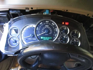 00 02 Cadillac Escalade Speedometer Instrument Cluster 150K Miles 15073350 - Foto 1 di 5