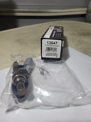 Датчик кислорода премиум-класса Bosch 13647 подходит для Lexus IS300 2001-2005 - Изображение 1 из 4