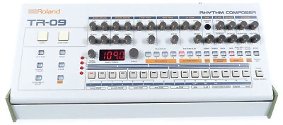 Roland TR-09 Boutique Rhythm Composer TR909 / NEUwertig + OVP + 1 JAHR GEWÄHR! ✅ - Bild 1 von 4