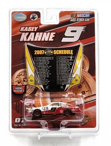 2007 Winners Circle #9 Kasey Kahne Hood Magnet 1:64 Nextel Cup Schedule - Picture 1 of 3