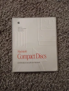 2 Vintage 1990’s Apple Macintosh Compact Discs Vinyl CD Gray Cases w/ 20 Discs - Picture 1 of 11
