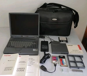Toshiba Tecra 8100 PIII 14.1" 12GB Laptop Notebook Computer Windows 98 SE - Picture 1 of 21