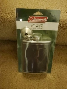 Coleman 2000016400 8 oz. Frasco y embudo de cuero Tailgater - Imagen 1 de 5