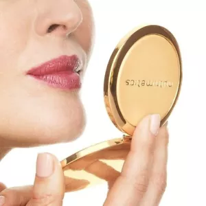 Nutrimetics Gold Compact Mirror RRP$25 New In Box - Picture 1 of 2