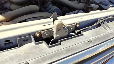 1987 1988 1989 1990 1991 Ford F150 Hood Latch Assembly With Bracket Oem - Image 1 of 4