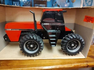 1986 Ertl 1/16 Case International 4-Wheel Drive 4994 Tractor #206 NIB - Picture 1 of 8