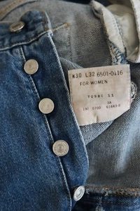 "Pantalones de mezclilla vintage Y2K Levis 501 "PARA MUJER" ~ 30 x ~ 26 (VER FOTOS PARA MES.) HEMMED - Imagen 1 de 22