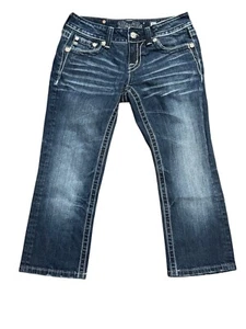 Pantalones de mezclilla capri Miss Me para mujer adornados con lavado oscuro talla 26 - Imagen 1 de 5