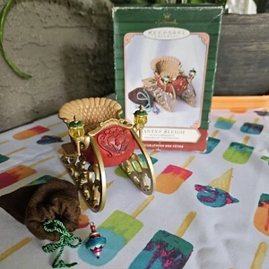 2001 Hallmark Keepsake Ornament Santas Sleigh Set Of 2 Ornaments Christmas - Picture 1 of 9