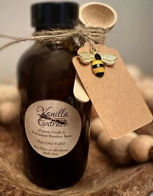 ORGANIC VANILLA EXTRACT Made w/ Grade-A Vanilla Beans  4oz. Amber Glass Bottle - Image 1 of 4