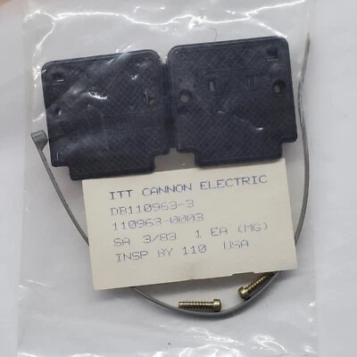 DB110963-3 Hood- d-sub connector - Image 1 of 3