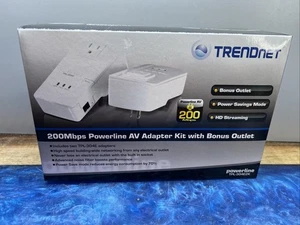 TRENDNet Powerline AV Home Networking Adapter Kit 200Mbps RJ-45 TPL-304E2K NEW - Picture 1 of 11