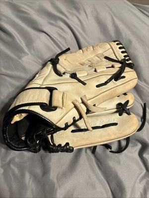 Guante de Softbol Mizuno GMVP1250PF3W MVP Prime 12.5" LANZAMIENTO Mano Derecha Foto 1 de 4