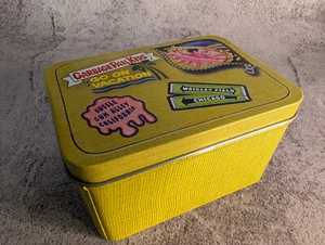 2021 Topps Garbage Pail Kids GPK Goes on Vacation Tin - Empty - Yellow - Picture 1 of 4