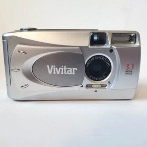 Cámara digital Vivitar ViviCam 3,3 mega píxeles 3705 plateada con caja; probada - FUNCIONA - Imagen 1 de 9