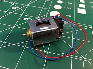 Cox TTX-250 can side drive 36D motor 1/24 slot car From Mid America 1364 - Picture 1 of 3