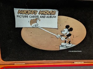 Tarjetas y álbum de fotos de Mickey Mouse de Disney en caja de madera - Imagen 1 de 12