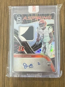 2021 Panini Spectra - Rookie Aspiring Patch Autographs Ja'Marr Chase #APA-JC /50 - Bild 1 von 4