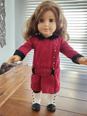 MUÑECA CHICA AMERICANA REBECCA RUBIN CON TRAJE DE ENCUENTRO Accesorios Foto 1 de 4