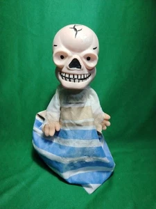 VTG HALLOWEEN HAND PUPPET SKELLETON SKULL HEAD MEXICAN KO BOOTLEG RUBBER HEAD - Picture 1 of 6