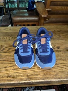 Kizik Milan Tidepool Shoes Sneakers Mens 7.5 Women 9 Blue White - Picture 1 of 8