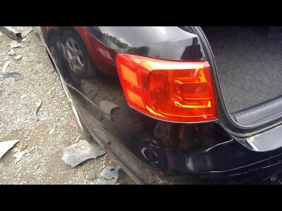 Conjunto de luz trasera izquierda usado se adapta a: Volkswagen Jetta Sdn 2014 exc. barrio ciudad Foto 1 de 4