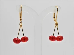 Red cherry Czech glass beads, drop earrings, gold plated, clip-on, lever back - Picture 1 of 3