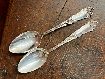 LOTE DE 2 CUCHARADAS ANTIGUAS DE CAÑA Y BARTON LA MARQUISE 1895 MUY ORNAMENTADAS Foto 1 de 4