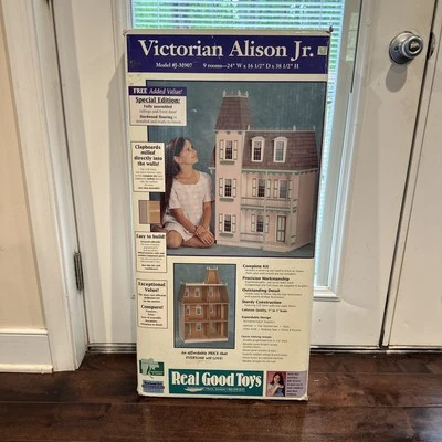 NUEVO Vintage Victoriano Alison Jr Modelo J-M907 9 Habitaciones Casa de Muñecas Kit Completo! Foto 1 de 4