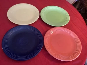 Fiestaware Fiesta HLC Lote de 4 platos redondos para servir 12" plato de picar cobalto + - Imagen 1 de 2