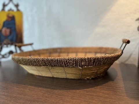 Vintage Oval Braided Jute Wire Straw Flower Fruit Garden Vegetable Metal Basket Cover