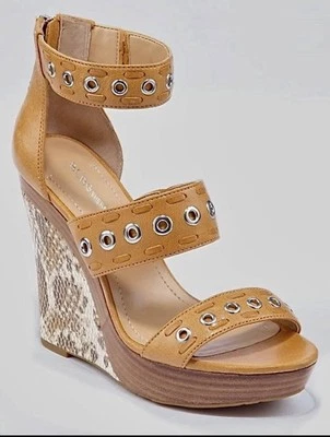 SANDALIAS BRONCEADAS BCBGeneration con ojales - cuña piel serpiente - nuevas - talla 6,5 Foto 1 de 4