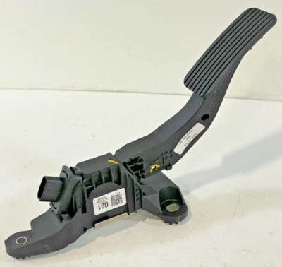 ⭐⭐ 2021 - 2023 HYUNDAI ELANTRA ACELERACIÓN GASOLINA ACELERADOR PEDAL 32700-AA100 ⭐⭐ Foto 1 de 4