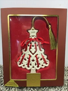Lenox 2008 WEIHNACHTSVERPACKUNGEN BAUMSCHMUCK CREME mit GOLDQUASTE *EUC* - Bild 1 von 3