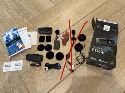 Cardo PackTalk Edge Headset Bluetooth with JBL Speakers - NO BOOM MIC - Image 1 of 2